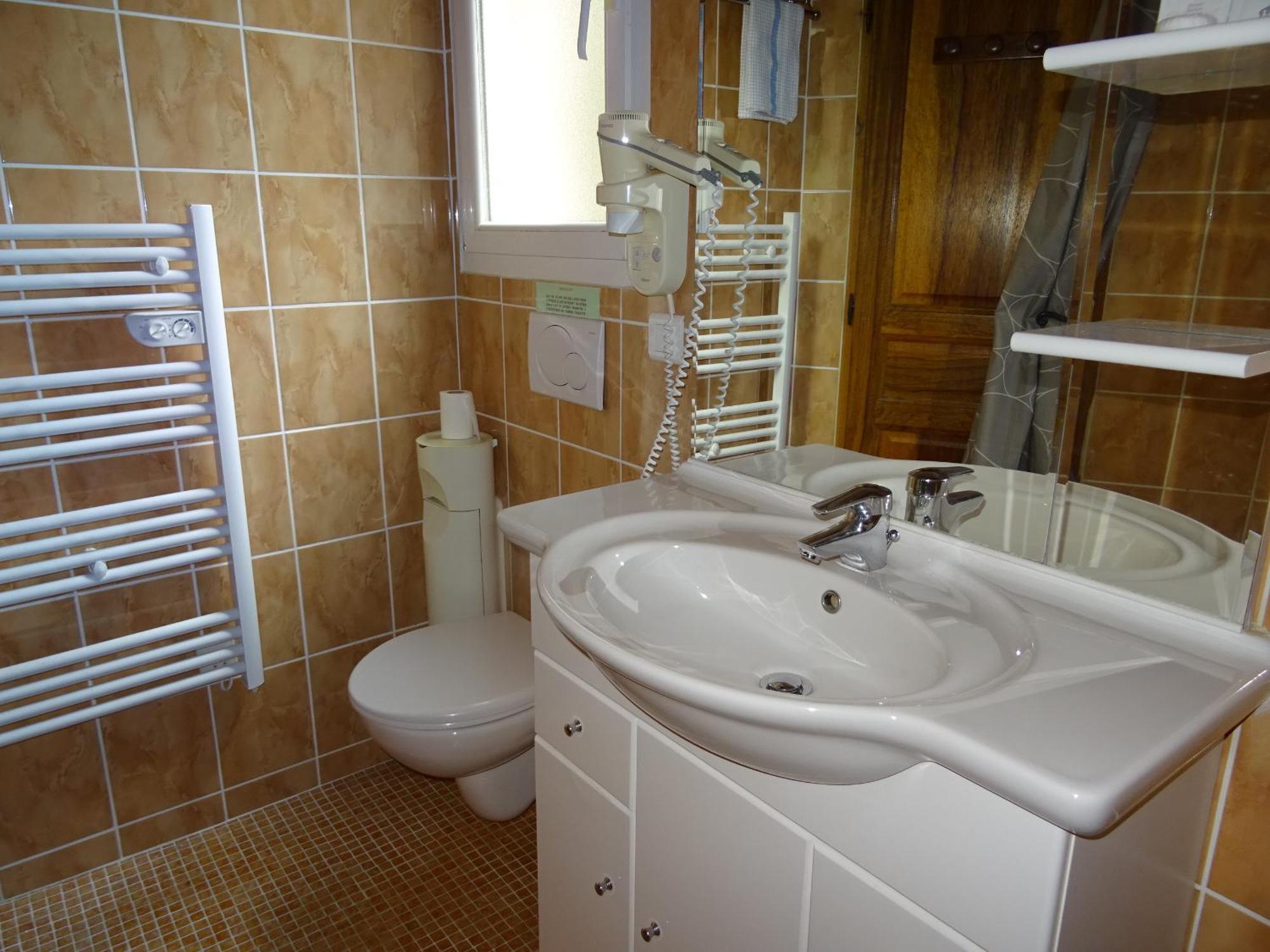 Location Villa Et Studios รอกเกอบรูน-ซูร์-อาร์ฌ็องส์ ภายนอก รูปภาพ